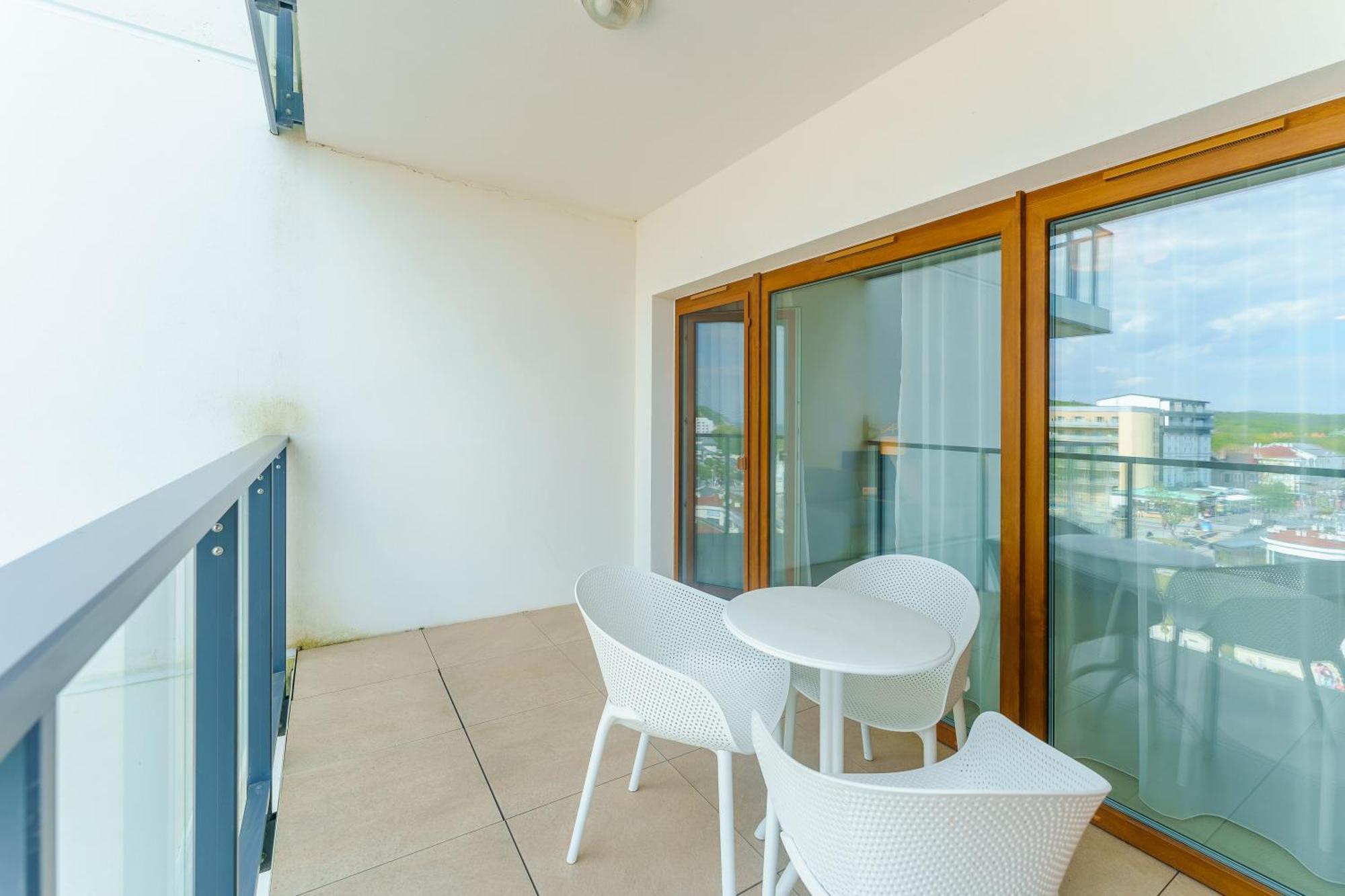 Aquamarina Prima Deluxe Studios With Sea View By Noclegi Renters เมียนซิดดรอแย ภายนอก รูปภาพ