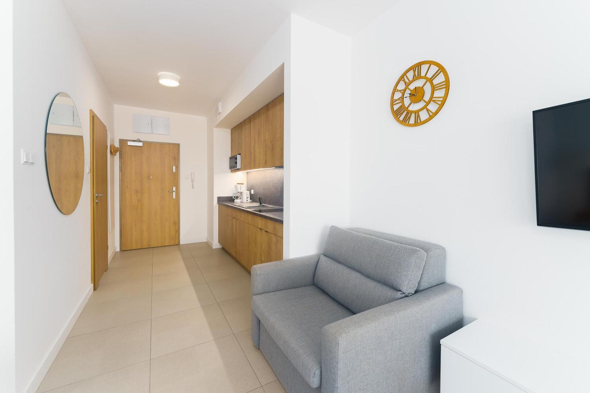 Aquamarina Prima Deluxe Studios With Sea View By Noclegi Renters เมียนซิดดรอแย ภายนอก รูปภาพ