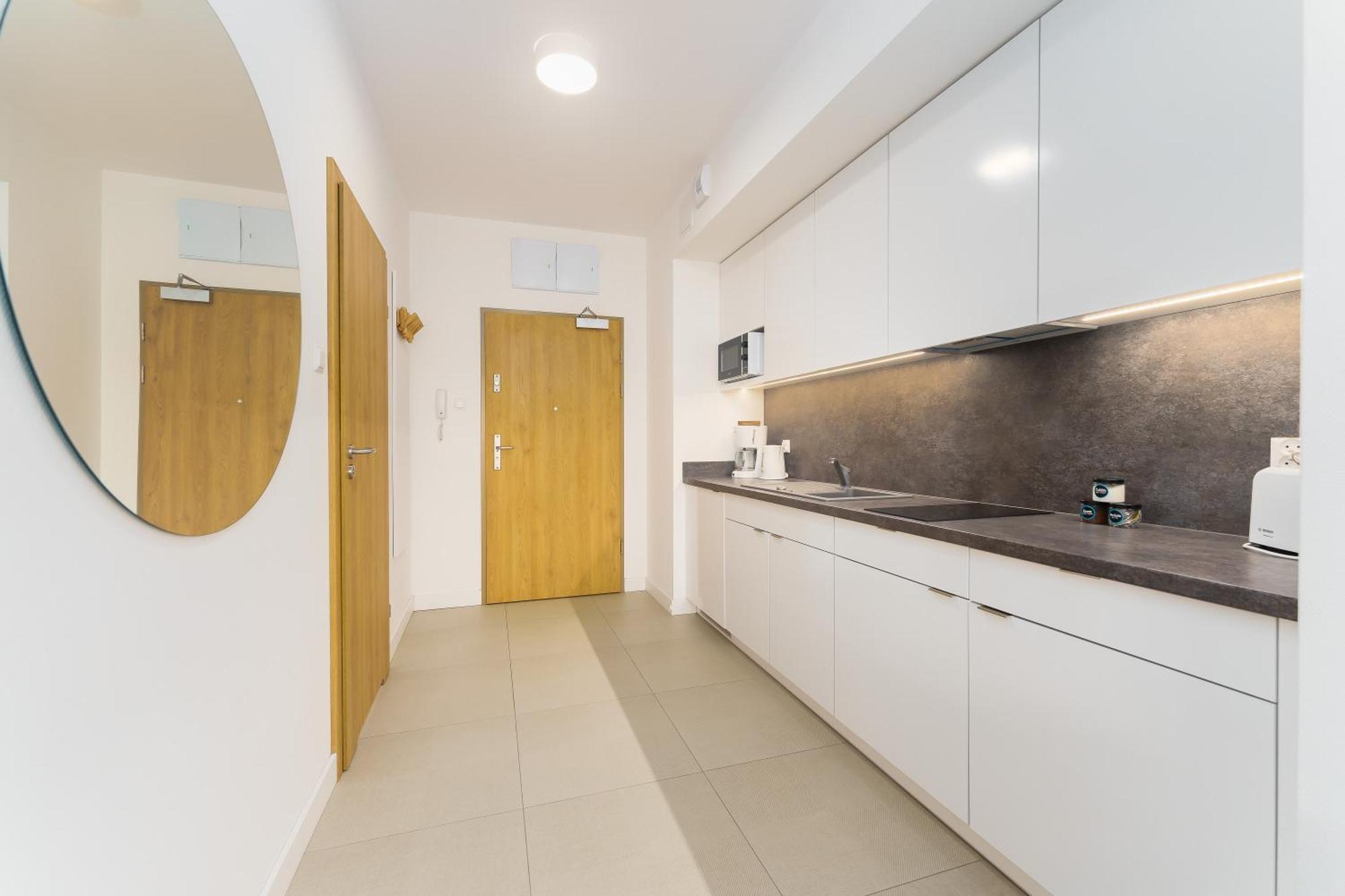 Aquamarina Prima Deluxe Studios With Sea View By Noclegi Renters เมียนซิดดรอแย ภายนอก รูปภาพ