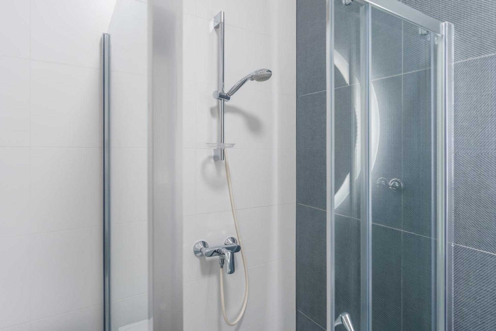 Aquamarina Prima Deluxe Studios With Sea View By Noclegi Renters เมียนซิดดรอแย ภายนอก รูปภาพ
