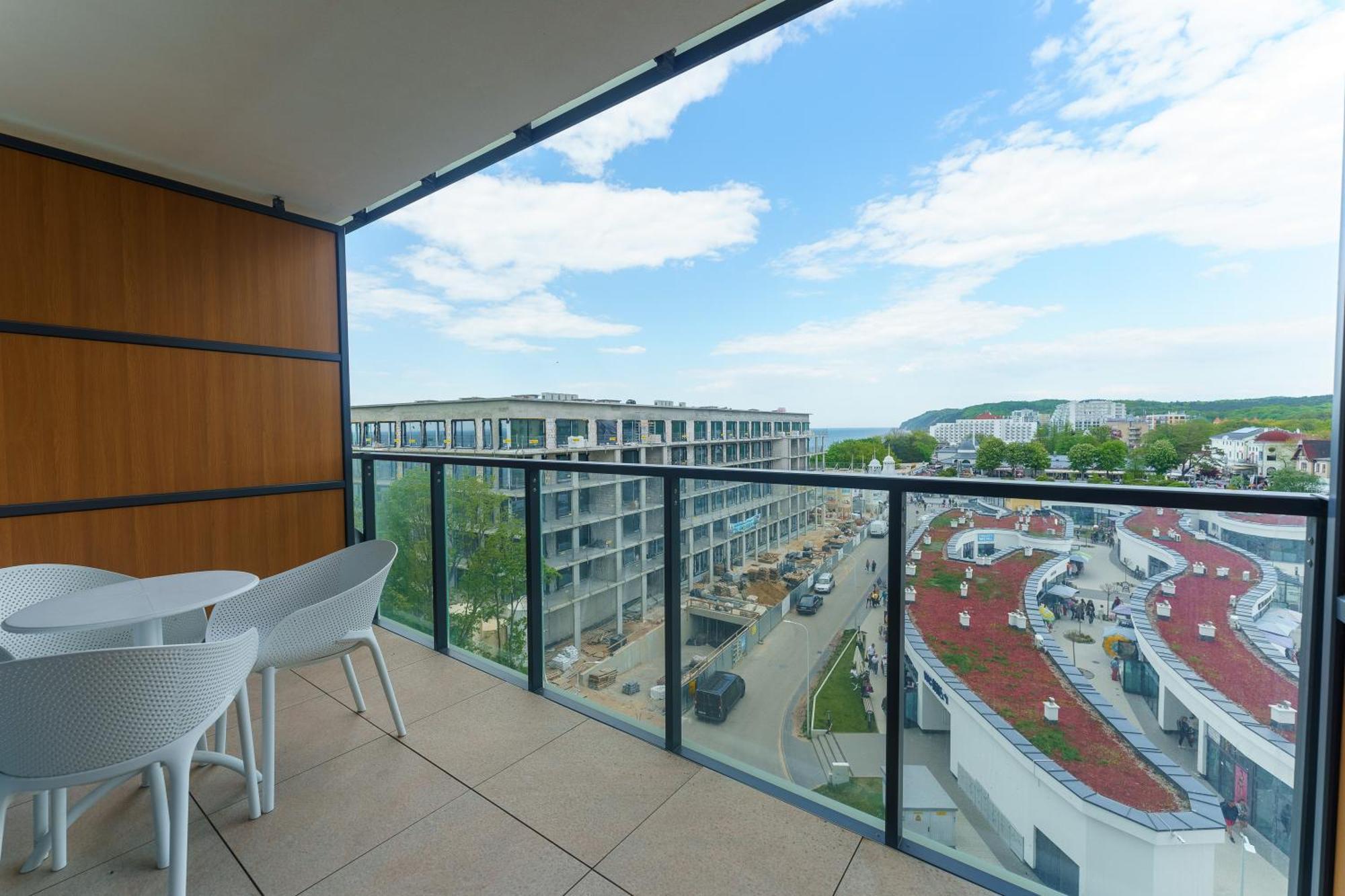 Aquamarina Prima Deluxe Studios With Sea View By Noclegi Renters เมียนซิดดรอแย ภายนอก รูปภาพ
